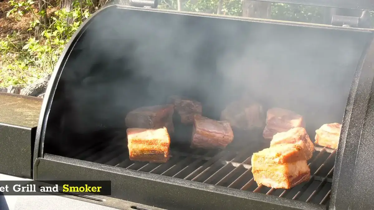 'Video thumbnail for 5 Best Smoker Grill Combos on Amazon You Can’t MIss!'